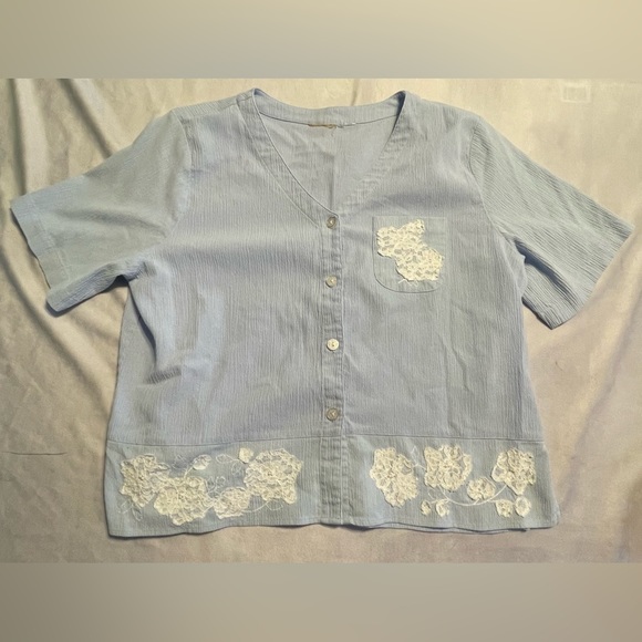 Tops - Vintage blue bunny womens size medium/large button down blouse